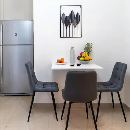 アパート 3br At Heart Of