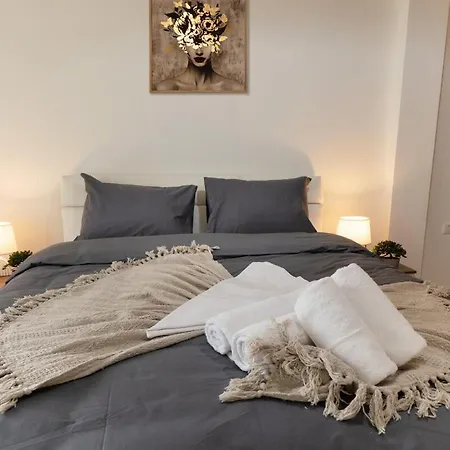 3br At Heart Of アパート