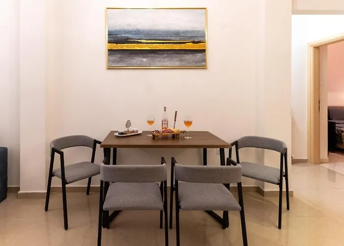 3br At Heart Of * Soluň