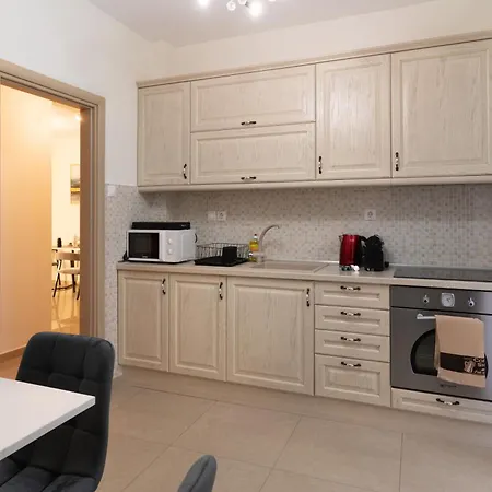 3br At Heart Of *