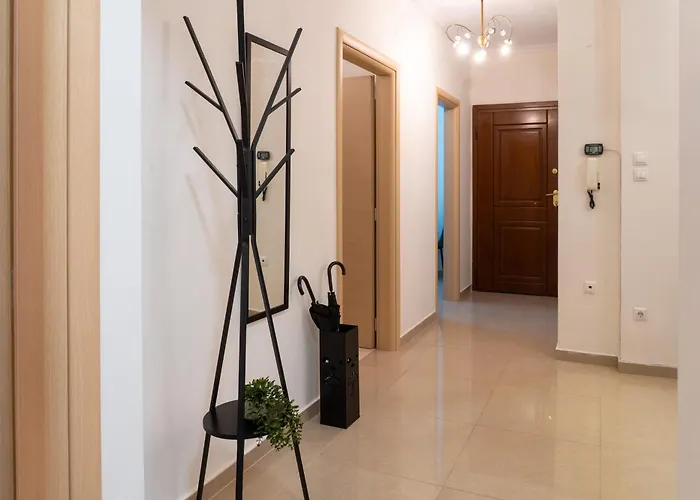 アパート 3br At Heart Of