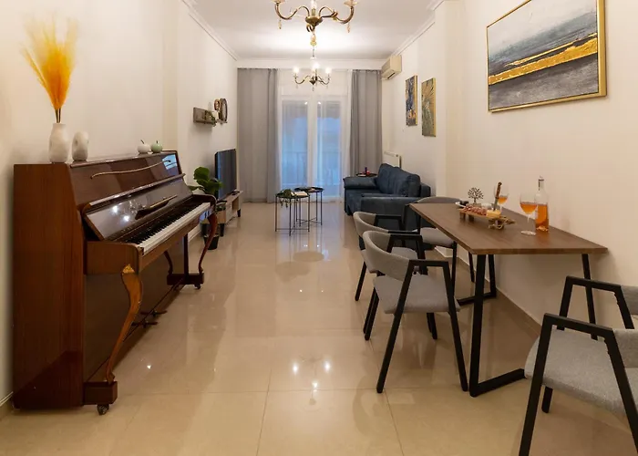 アパート 3br At Heart Of テッサロニキ